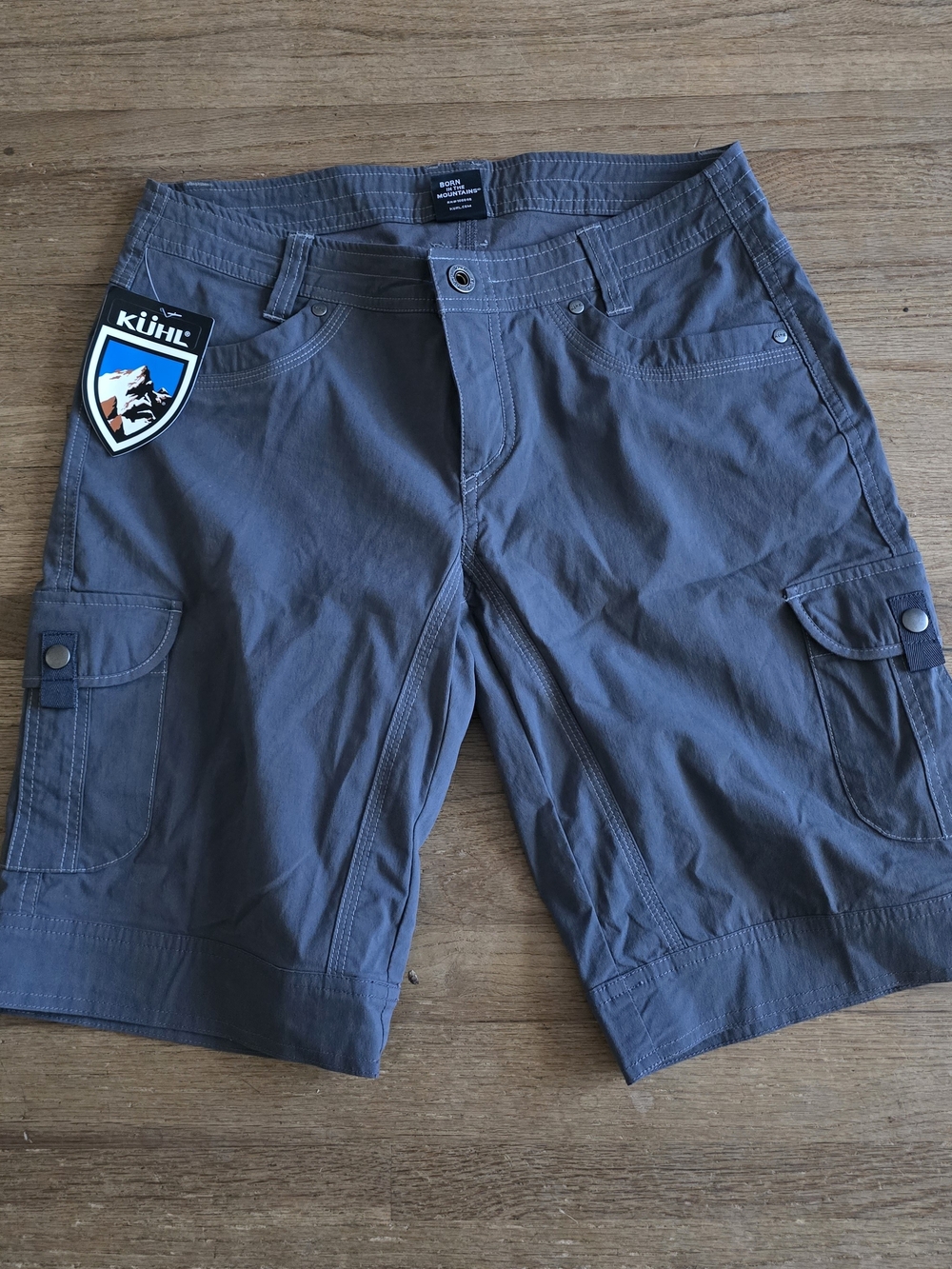 NWT Kuhl Women's Splash 11" Cargo Shorts Shadow Grey Size 6